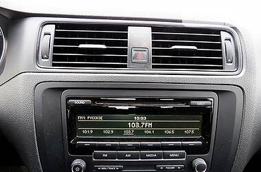 Седан Volkswagen Jetta 2014 в 