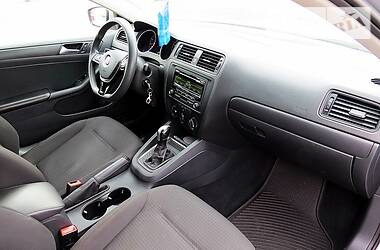 Седан Volkswagen Jetta 2014 в 