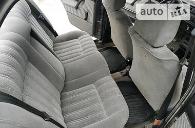 Седан Volkswagen Jetta 1992 в 