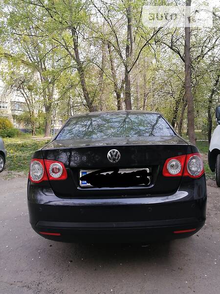 Седан Volkswagen Jetta 2007 в Києві
