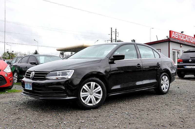 Седан Volkswagen Jetta 2017 в Львові