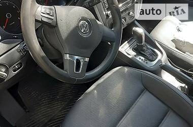 Седан Volkswagen Jetta 2011 в 