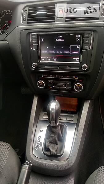 Седан Volkswagen Jetta 2012 в Харкові
