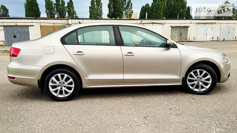 Седан Volkswagen Jetta 2012 в Харкові
