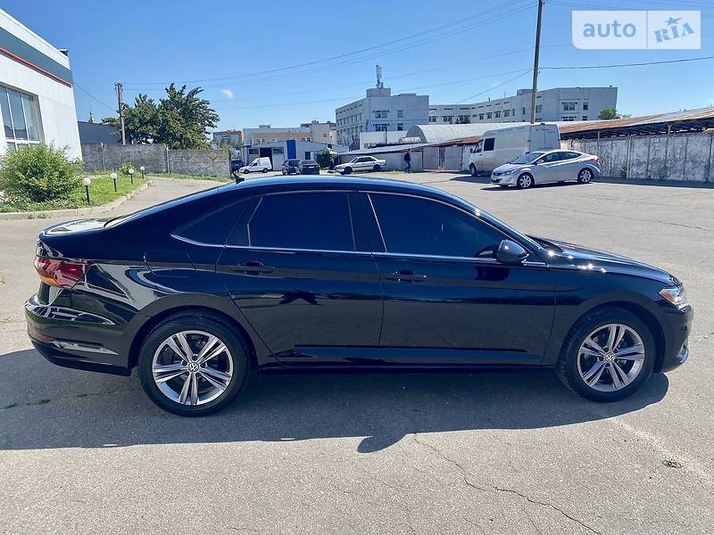 Седан Volkswagen Jetta 2018 в Сумах