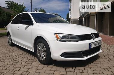 Седан Volkswagen Jetta 2014 в 