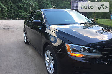 Седан Volkswagen Jetta 2016 в 
