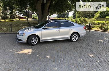 Седан Volkswagen Jetta 2013 в Полтаве