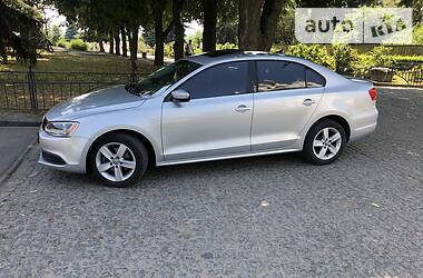 Седан Volkswagen Jetta 2013 в Полтаве