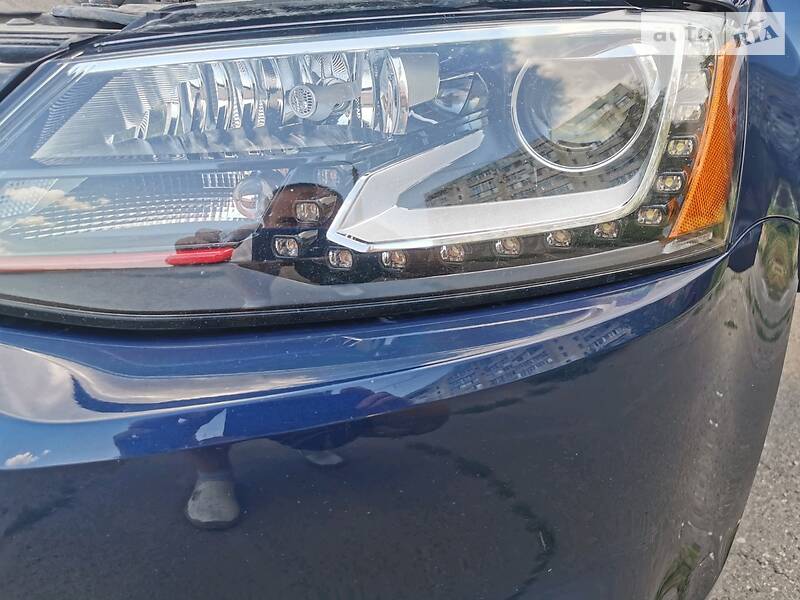 Седан Volkswagen Jetta 2012 в Миколаєві