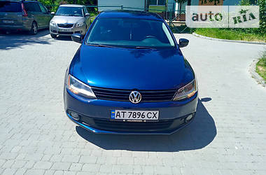 Седан Volkswagen Jetta 2011 в 