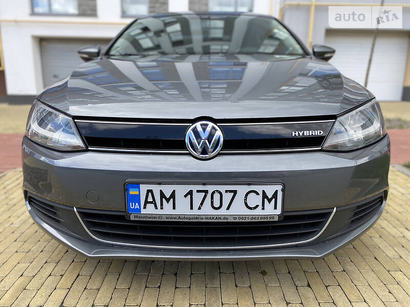 Седан Volkswagen Jetta 2013 в Києві