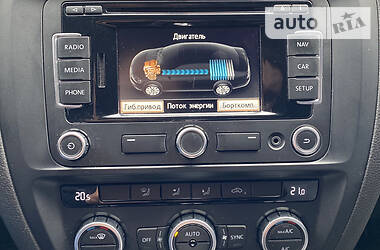Седан Volkswagen Jetta 2013 в 