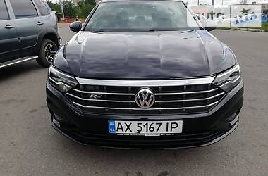 Седан Volkswagen Jetta 2018 в 