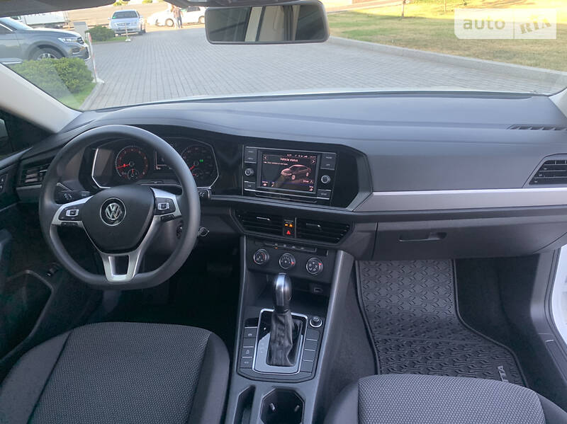 Седан Volkswagen Jetta 2018 в Кривому Розі