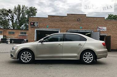 Седан Volkswagen Jetta 2012 в Лубнах