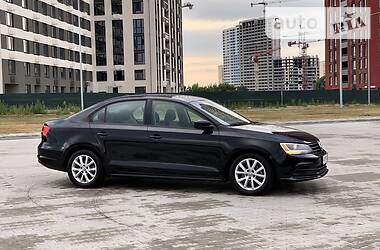 Седан Volkswagen Jetta 2015 в 