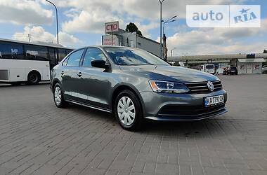Седан Volkswagen Jetta 2016 в 