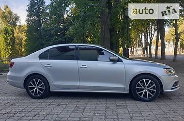 Седан Volkswagen Jetta 2016 в Сумах