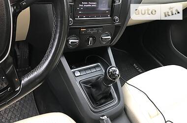 Седан Volkswagen Jetta 2016 в Броварах