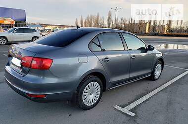 Volkswagen Jetta 2011