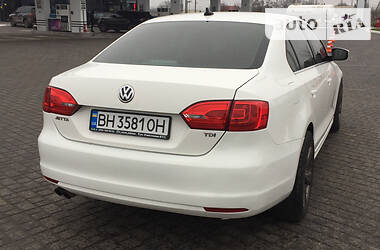 Седан Volkswagen Jetta 2013 в Одессе