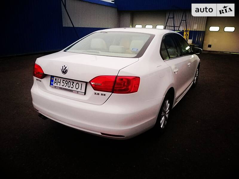 Седан Volkswagen Jetta 2012 в Дружковке
