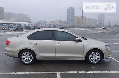 Седан Volkswagen Jetta 2014 в Киеве