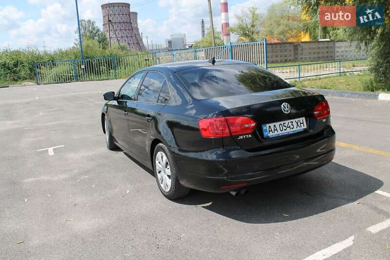 Седан Volkswagen Jetta 2014 в Харькове