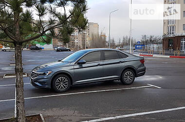 Седан Volkswagen Jetta 2018 в Николаеве