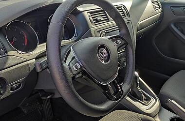 Седан Volkswagen Jetta 2015 в Кривому Розі