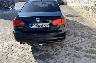 Седан Volkswagen Jetta 2011 в Тернополе