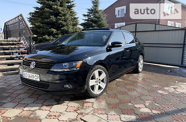 Седан Volkswagen Jetta 2011 в Тернополе