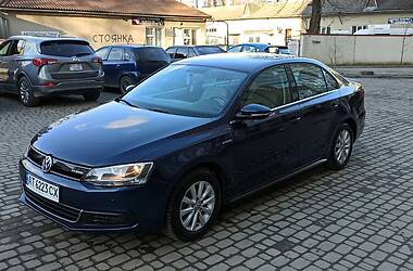 Седан Volkswagen Jetta 2014 в Ивано-Франковске