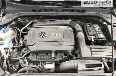 Седан Volkswagen Jetta 2015 в Херсоне