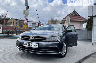 Седан Volkswagen Jetta 2015 в Киеве