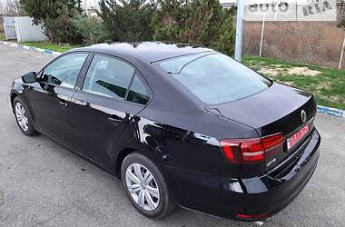 Седан Volkswagen Jetta 2016 в Херсоне