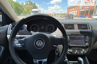 Седан Volkswagen Jetta 2012 в Броварах