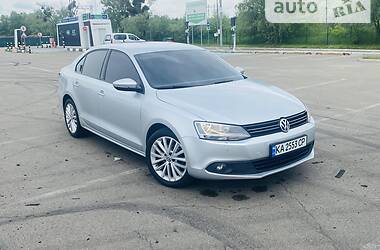 Седан Volkswagen Jetta 2012 в Киеве