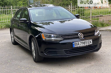 Седан Volkswagen Jetta 2011 в Кропивницькому