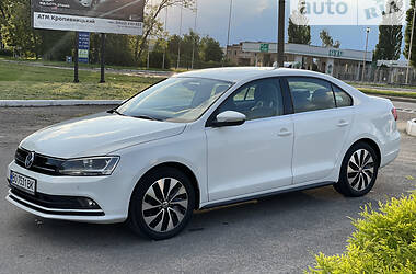 Седан Volkswagen Jetta 2015 в Кропивницком