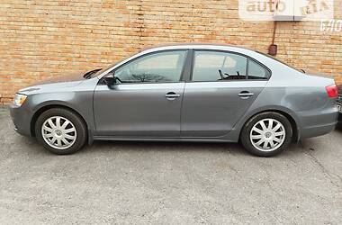 Седан Volkswagen Jetta 2012 в Полтаве