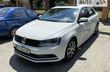 Седан Volkswagen Jetta 2016 в Львове