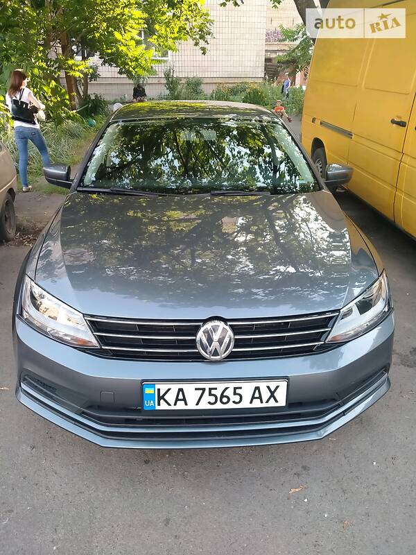 Седан Volkswagen Jetta 2016 в Киеве