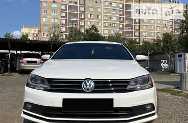 Седан Volkswagen Jetta 2016 в Славянске