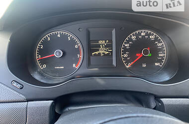 Седан Volkswagen Jetta 2013 в 