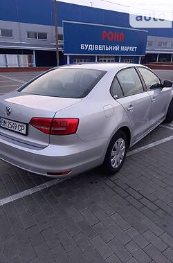 Седан Volkswagen Jetta 2015 в Ромнах