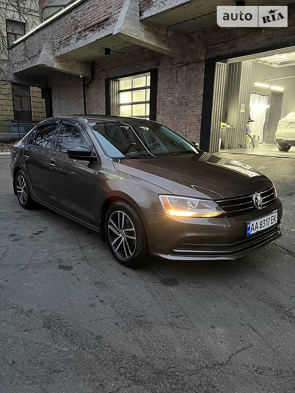 Седан Volkswagen Jetta 2015 в Киеве фото 2 Седан Volkswagen Jetta 2015 в Киеве