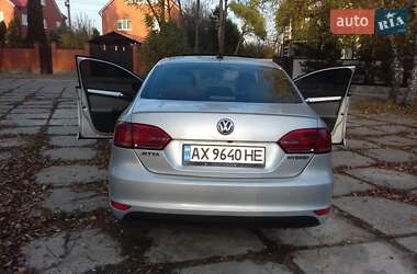 Седан Volkswagen Jetta 2013 в Харькове