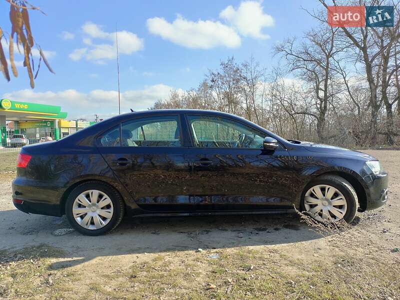 Седан Volkswagen Jetta 2011 в Ізяславі